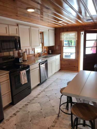 Knotty Pine Cottage