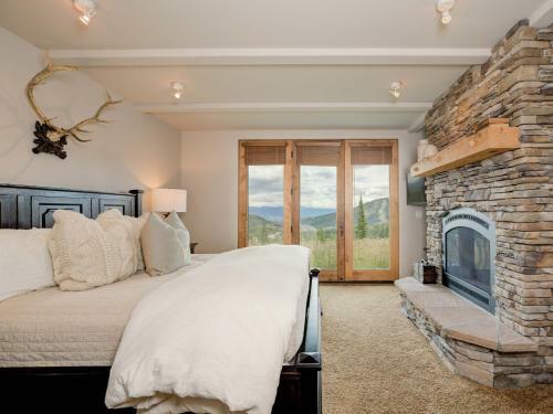 Alpine Meadows Chalets By Big Sky Vacation Rentals