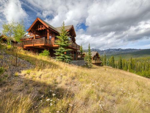 Alpine Meadows Chalets By Big Sky Vacation Rentals