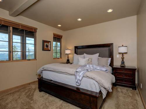 Alpine Meadows Chalets By Big Sky Vacation Rentals