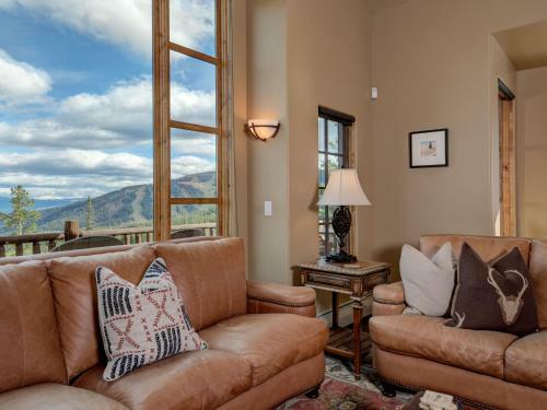 Alpine Meadows Chalets By Big Sky Vacation Rentals