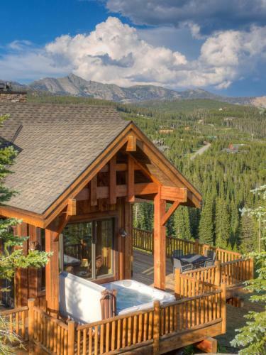 Alpine Meadows Chalets By Big Sky Vacation Rentals