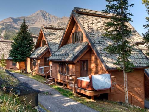 Arrowhead Chalets By Big Sky Vacation Rentals