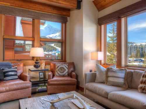 Arrowhead Chalets By Big Sky Vacation Rentals