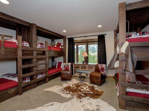 Buckaroo Ridge By Big Sky Vacation Rentals