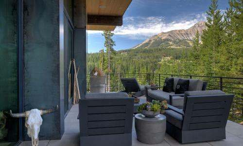 Lakeview Chalet 7 Treeline By Big Sky Vacation Rentals
