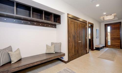 Lodgeside 4b By Big Sky Vacation Rentals