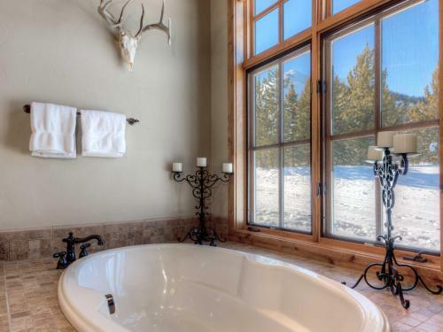 Robins Nest By Big Sky Vacation Rentals