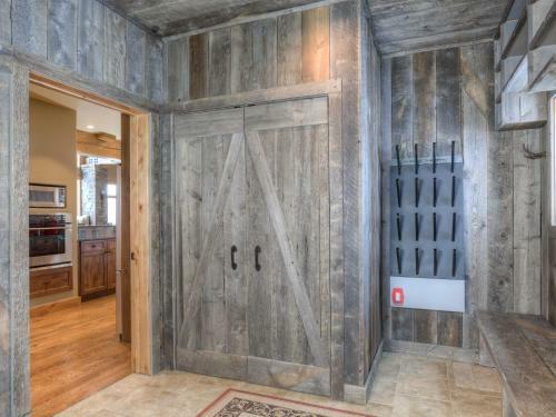 Robins Nest By Big Sky Vacation Rentals