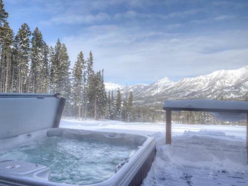 Silvertip Cabins By Big Sky Vacation Rentals