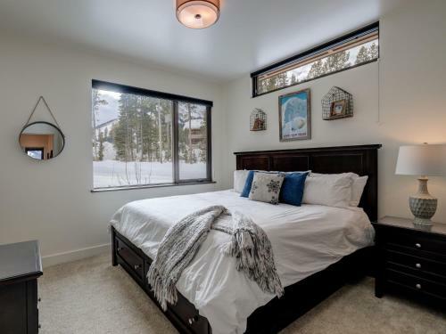 Silvertip Cabins By Big Sky Vacation Rentals
