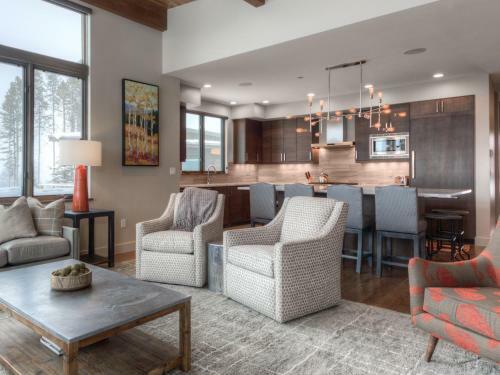 Silvertip Cabins By Big Sky Vacation Rentals