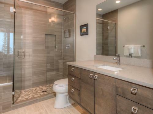 Silvertip Cabins By Big Sky Vacation Rentals