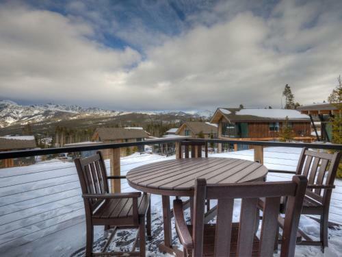 Silvertip Cabins By Big Sky Vacation Rentals