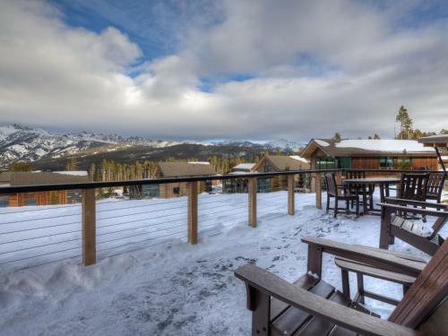 Silvertip Cabins By Big Sky Vacation Rentals