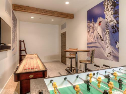 Silvertip Cabins By Big Sky Vacation Rentals