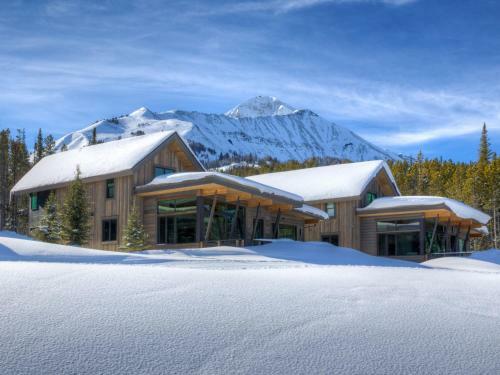 Silvertip Cabins By Big Sky Vacation Rentals