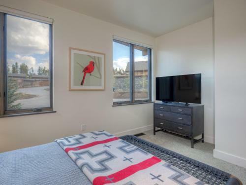 Silvertip Cabins By Big Sky Vacation Rentals