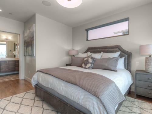 Silvertip Cabins By Big Sky Vacation Rentals