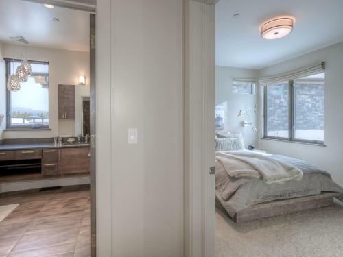 Silvertip Cabins By Big Sky Vacation Rentals