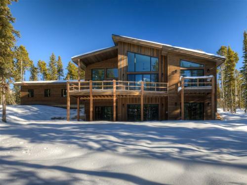 Speaking Eagle Lodge By Big Sky Vacation Rentals