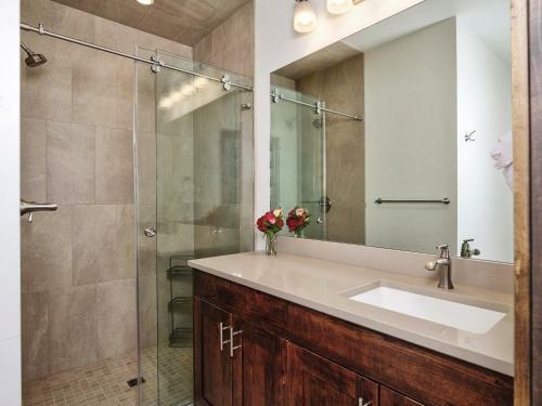 Spotted Eagle Lodge By Big Sky Vacation Rentals