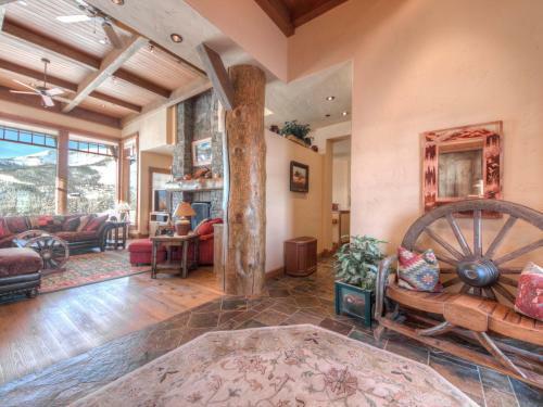 White Grass Lodge By Big Sky Vacation Rentals