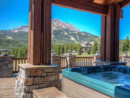White Grass Lodge By Big Sky Vacation Rentals