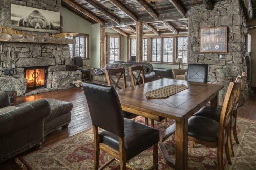 Hobbit House