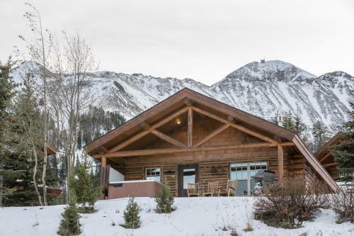 Cowboy Heaven Cabin 11 Bandit Way