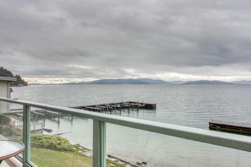 Apartamento Many Springs Lakefront Condo #221