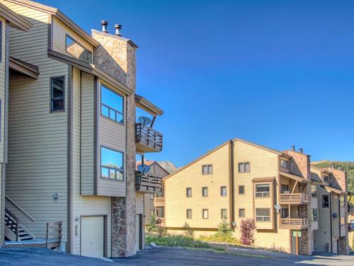Beaverhead Condos By Big Sky Vacation Rentals