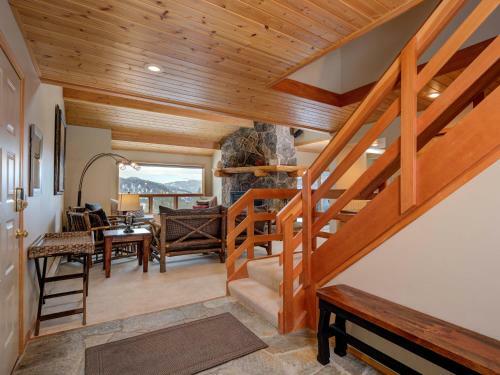 Beaverhead Condos By Big Sky Vacation Rentals