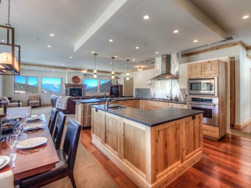 Beaverhead Condos By Big Sky Vacation Rentals