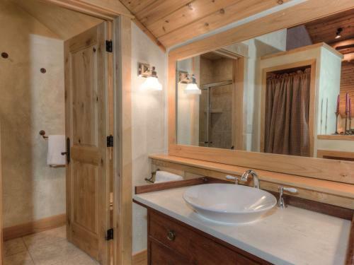 Moonlight Penthouse By Big Sky Vacation Rentals