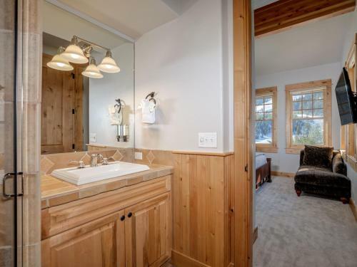Moonlight Penthouse By Big Sky Vacation Rentals