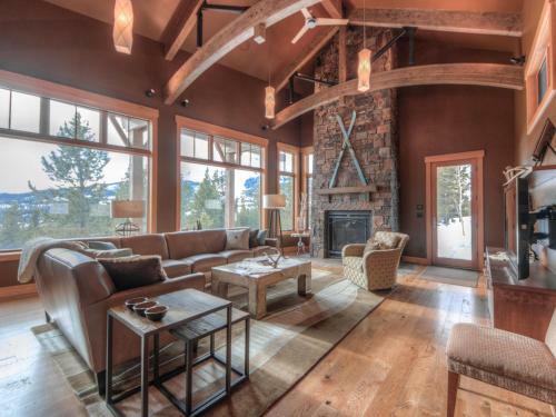 Swift Bear Chalet By Big Sky Vacation Rentals