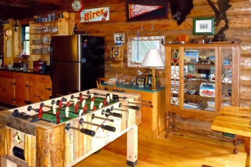 Rustic Lakefront Cabin About 12 Mi To Glacier Ntl Park!