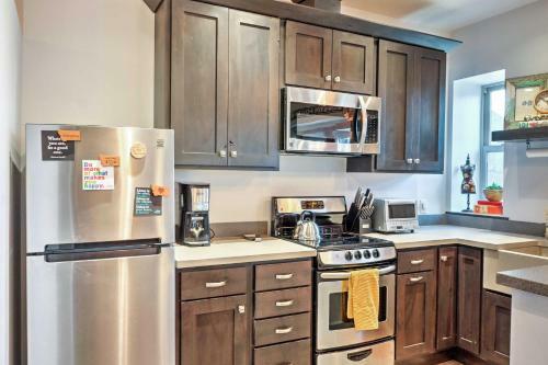 Walkable Studio Apartment In Downtown Livingston!