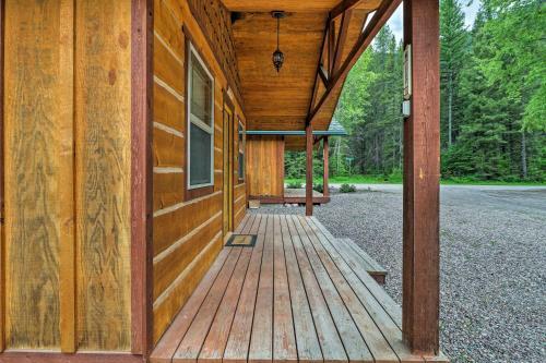 Hungry Horse Cabin With Patio And Fire Pit-near Glacier