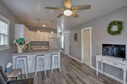 Central Great Falls Home Near Golf And Parks!