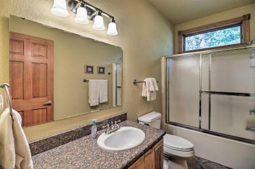 Kalispell Riverfront Home By Glacier National Park