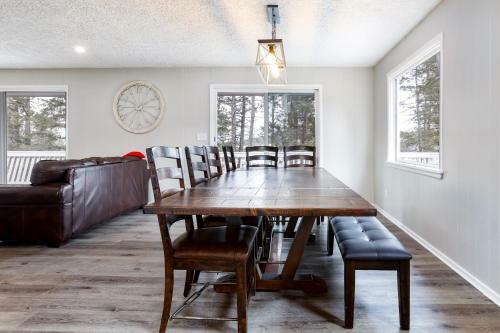 Welker Lake House