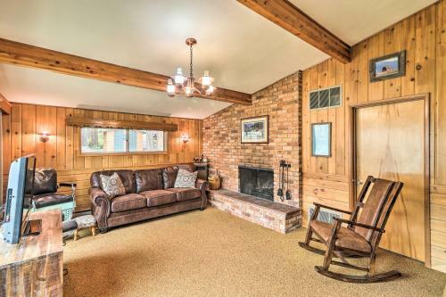 Flathead Lake Waterfront Cabin With Dock, Kayaks