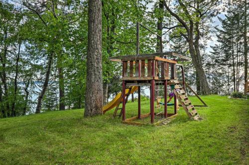 Flathead Lake House With Private Beach And Boat Dock!