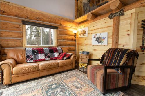 Serene Lake Cabin