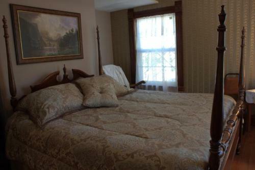 Bed & Breakfast Prairie Creek Inn