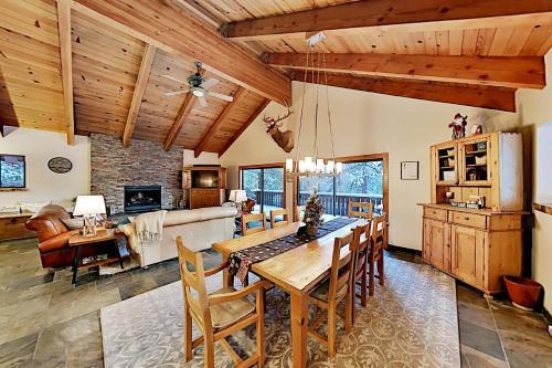 1052luce Home