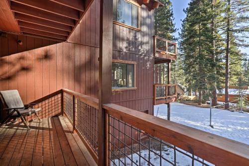 Expansive Tahoe Escape With Hot Tub Ski And Hike