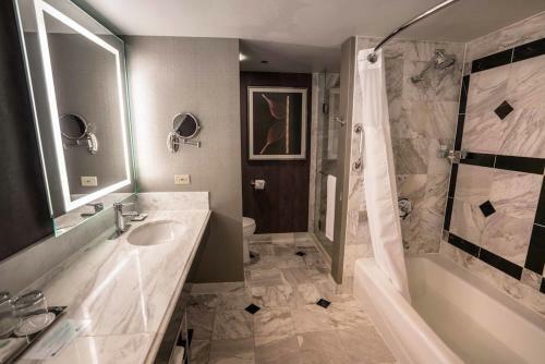 Mgm Grand Hotel & Casino By Suiteness